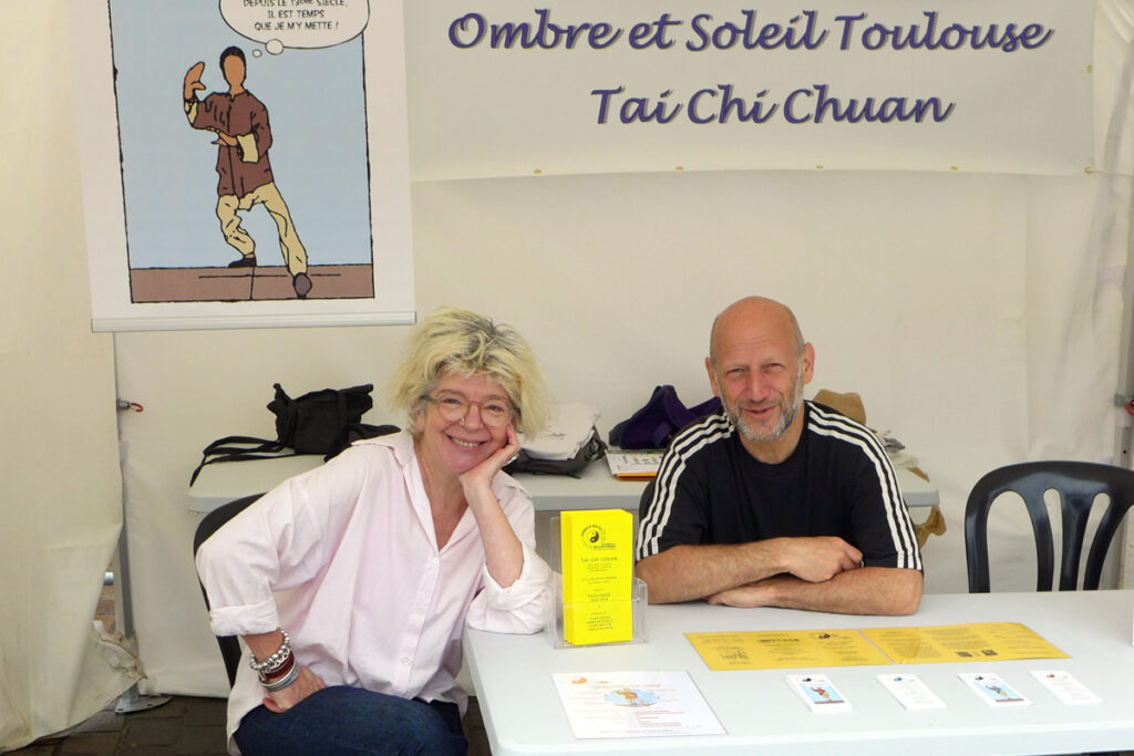 Le stand d'Ombre et Soleil Toulouse lors de la Fête des Association sur la place du Capitole à Toulouse